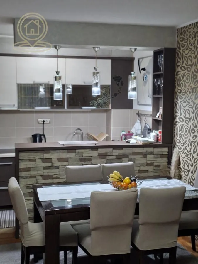 Prodaja, trosoban stan, 77m², Podbara, Novi Sad Sve Podlokacije