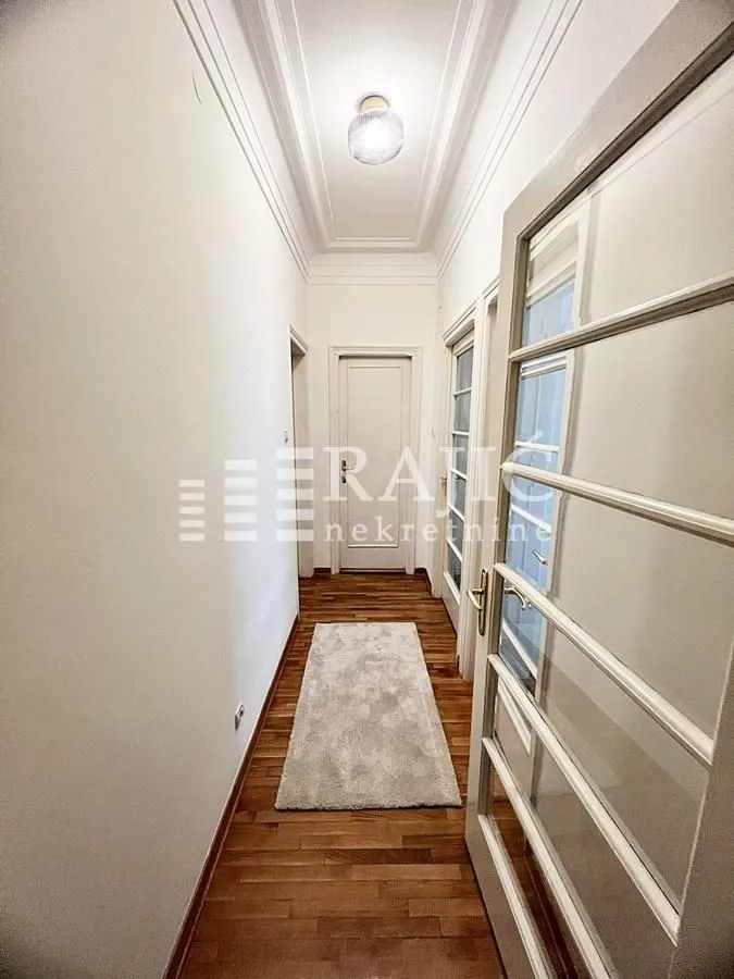 Rent, four bedroom apartment, 122m², Stari Grad, Beograd