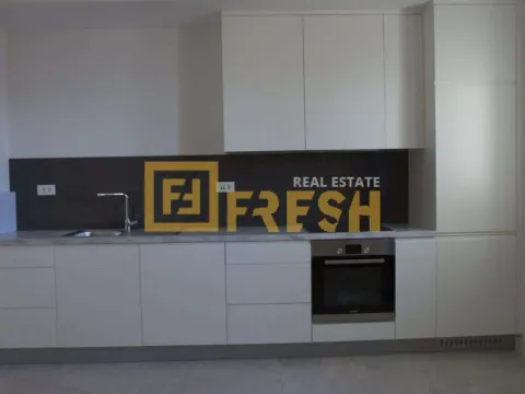 Prodaja, kuća, 253m², Tivat, Crna Gora - image 17