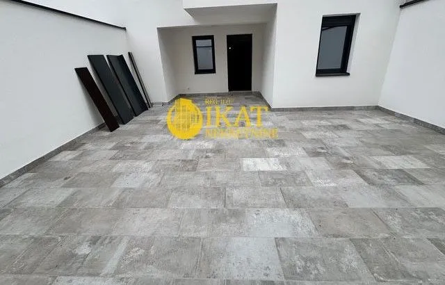 Sale, two bedroom apartment, 60m², Kluz, Zvezdara Sve Podlokacije