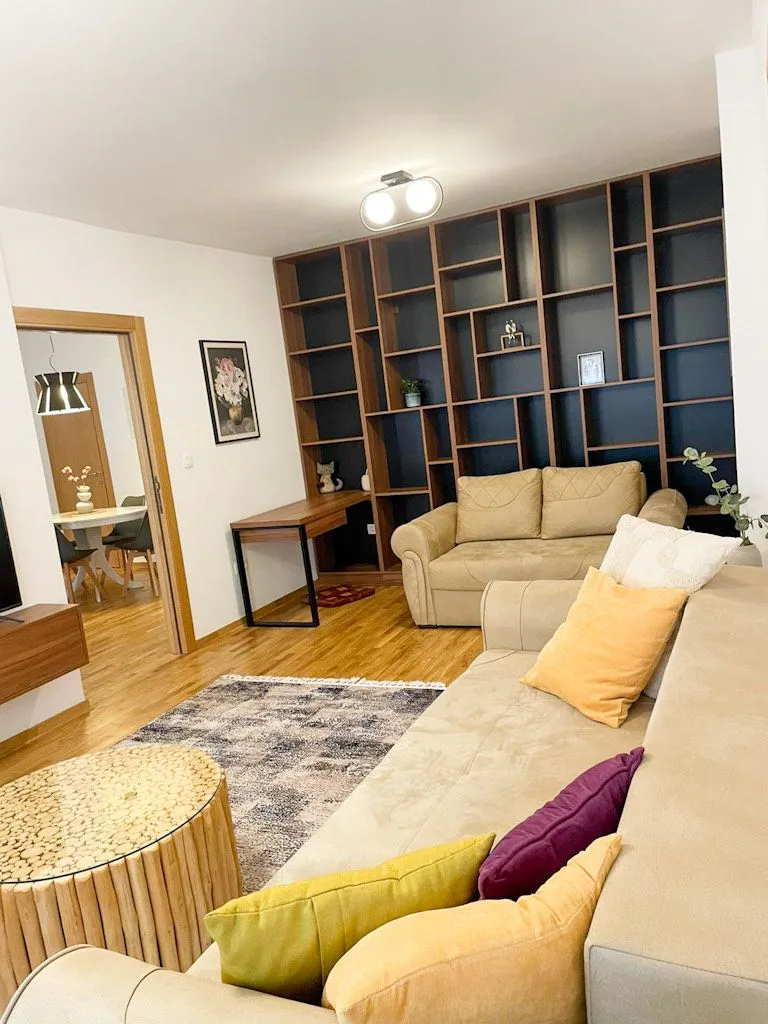 Rent, two bedroom apartment, 87m², Malo Brdo, Podgorica