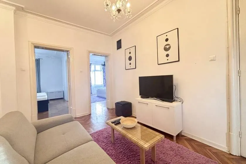 Rent, four bedroom apartment, 91m², Obilićev Venac, Beograd