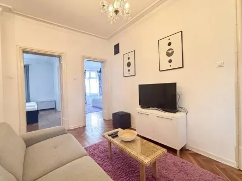 Stan in Obilićev Venac