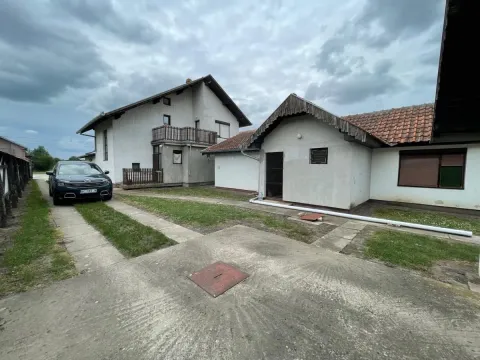 Sale, house, 250m², Žitište, Zrenjanin - image 6