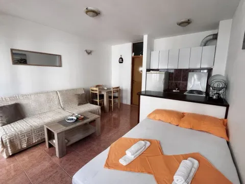 Rent, apartment, 30m², Budva, Crna Gora - image 2