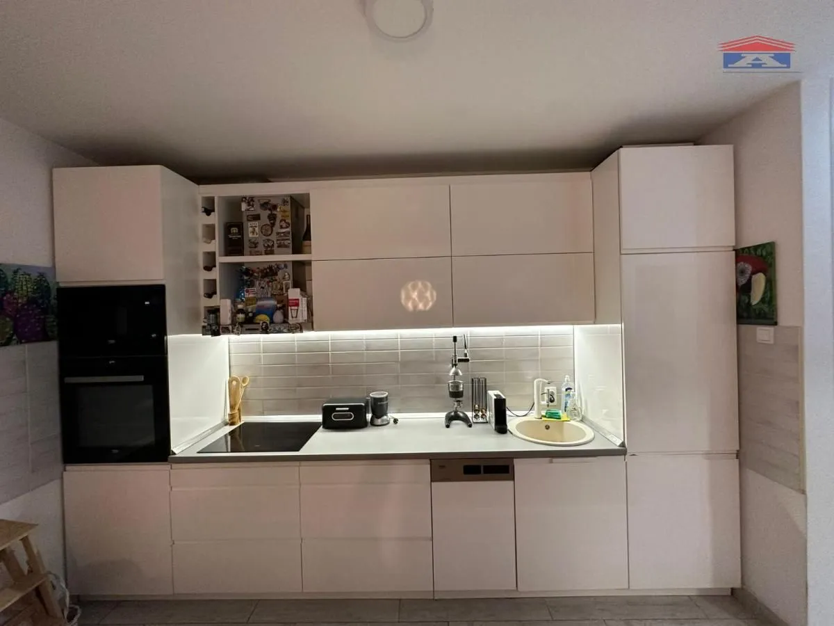 Rent, two bedroom apartment, 60m², Novo naselje, Novi Sad