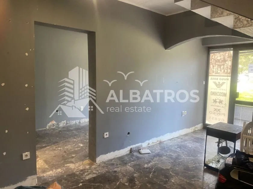 Rent, office space, 65m², Centar, Bar