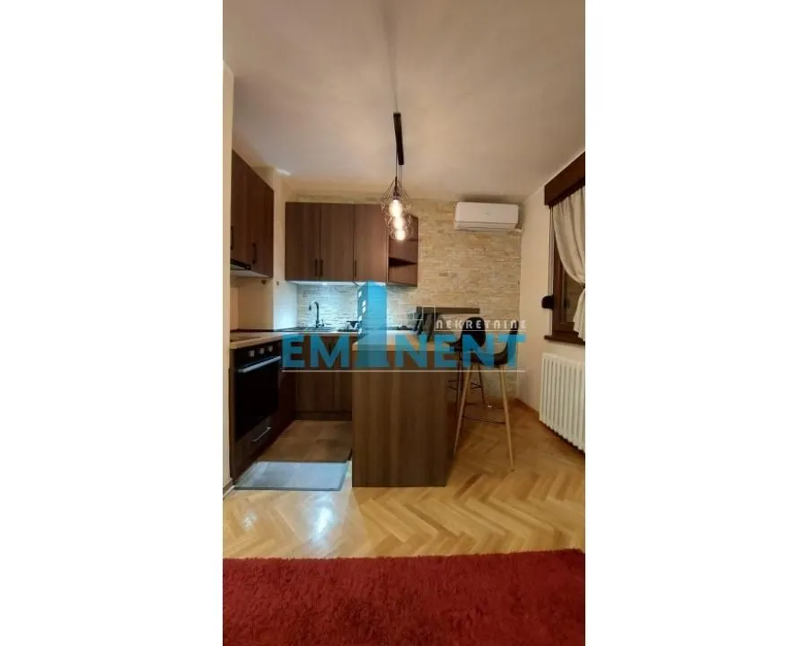 Izdavanje, jednosoban stan, 32m², Čukarica, Beograd