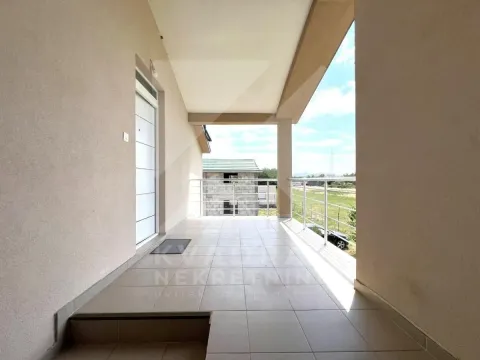 Rent, two bedroom apartment, 80m², Donja Gorica, Podgorica - image 11