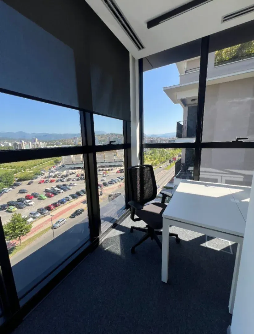 Rent, office space, 1m², Kod Capital Plaze, Podgorica