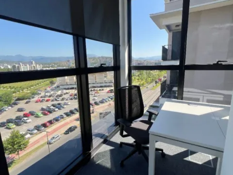 Izdavanje, poslovni prostor, 1m², Kod Capital Plaze, Podgorica - image 7