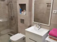 Rent, three bedroom apartment, 90m², Bečići, Budva - image 7