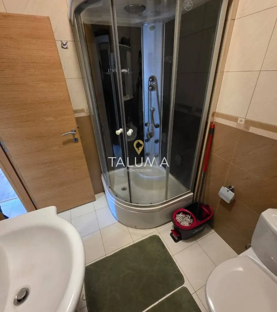 Prodaja, dvosoban stan, 82m², Zabjelo, Podgorica