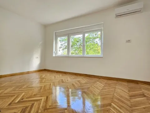 Prodaja, poslovni prostor, 58m², Preko Morače, Podgorica - image 5