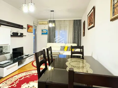 Izdavanje, jednosoban stan, 56m², Krivi Most, Podgorica - image 3