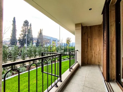 Prodaja, trosoban stan, 137m², Centar, Podgorica - image 28