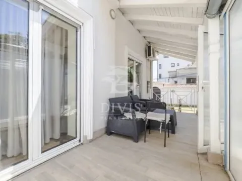 Sale, house, 274m², Partizanov Stadion, Beograd - image 19