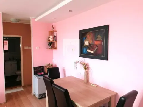 Rent, one bedroom apartment, 65m², Savski Venac, Beograd - image 16