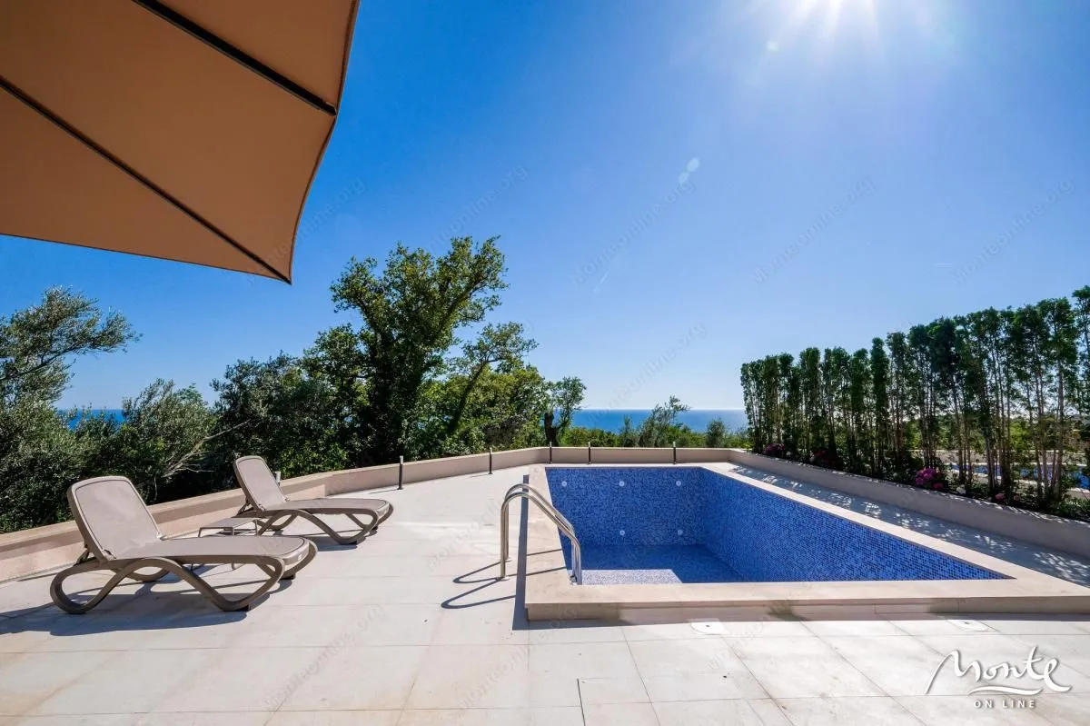 Sale, house, 220m², Reževići, Budva