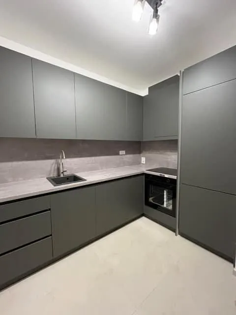 Izdavanje, dvosoban stan, 69m², City Kvart, Podgorica