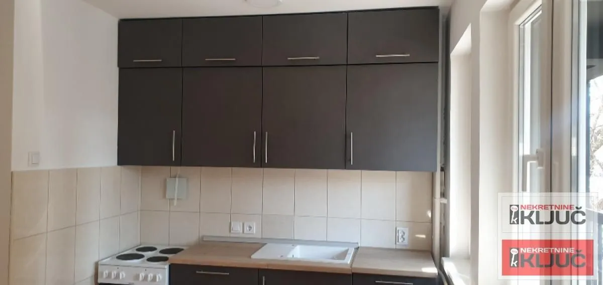 Izdavanje, jednosoban stan, 50m², Bulevar Oslobodjenja, Novi Sad Sve Podlokacije
