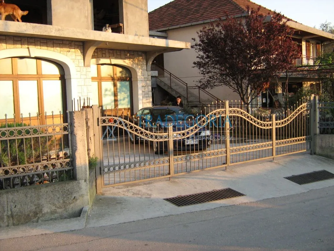 Prodaja, kuća, 330m², Bar, Crna Gora