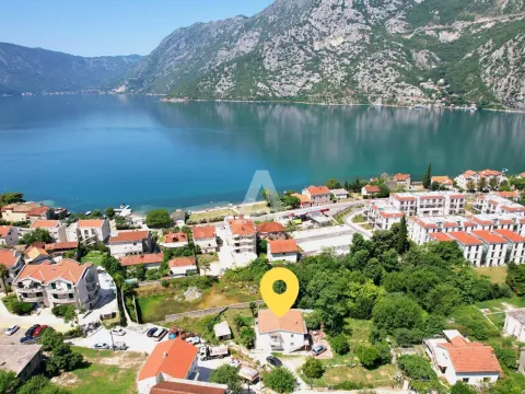 Prodaja, kuća, 200m², Risan, Kotor - image 15