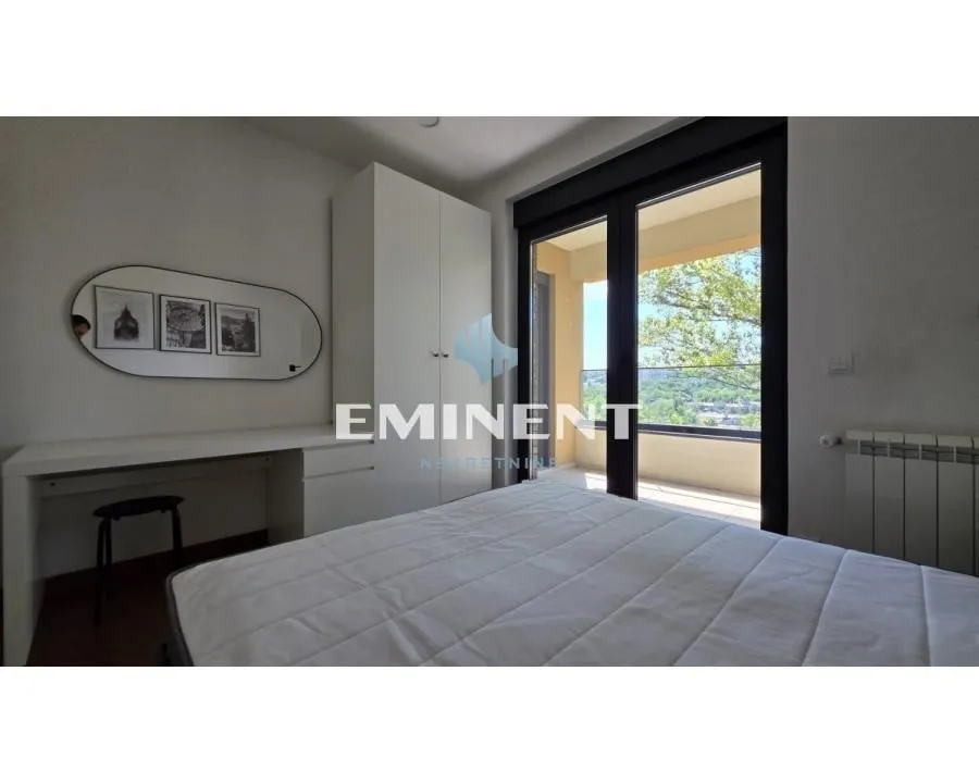 Rent, four bedroom apartment, 98m², Južni Bulevar, Vračar Sve Podlokacije