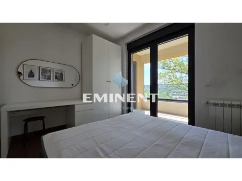 Rent, four bedroom apartment, 98m², Južni Bulevar, Vračar Sve Podlokacije - image 14