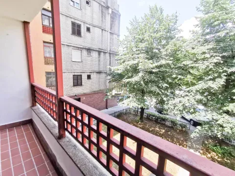 Izdavanje, poslovni prostor, 49m², Lepa Kata, Podgorica - image 2