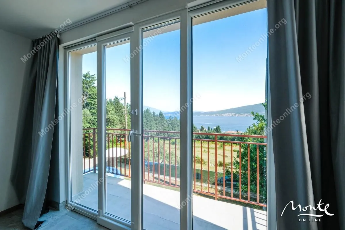 Prodaja, kuća, 270m², Baošići, Herceg Novi