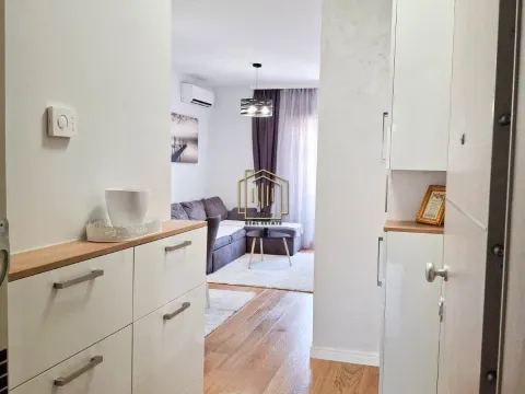 Prodaja, jednosoban stan, 40m², Central Point, Podgorica - image 13