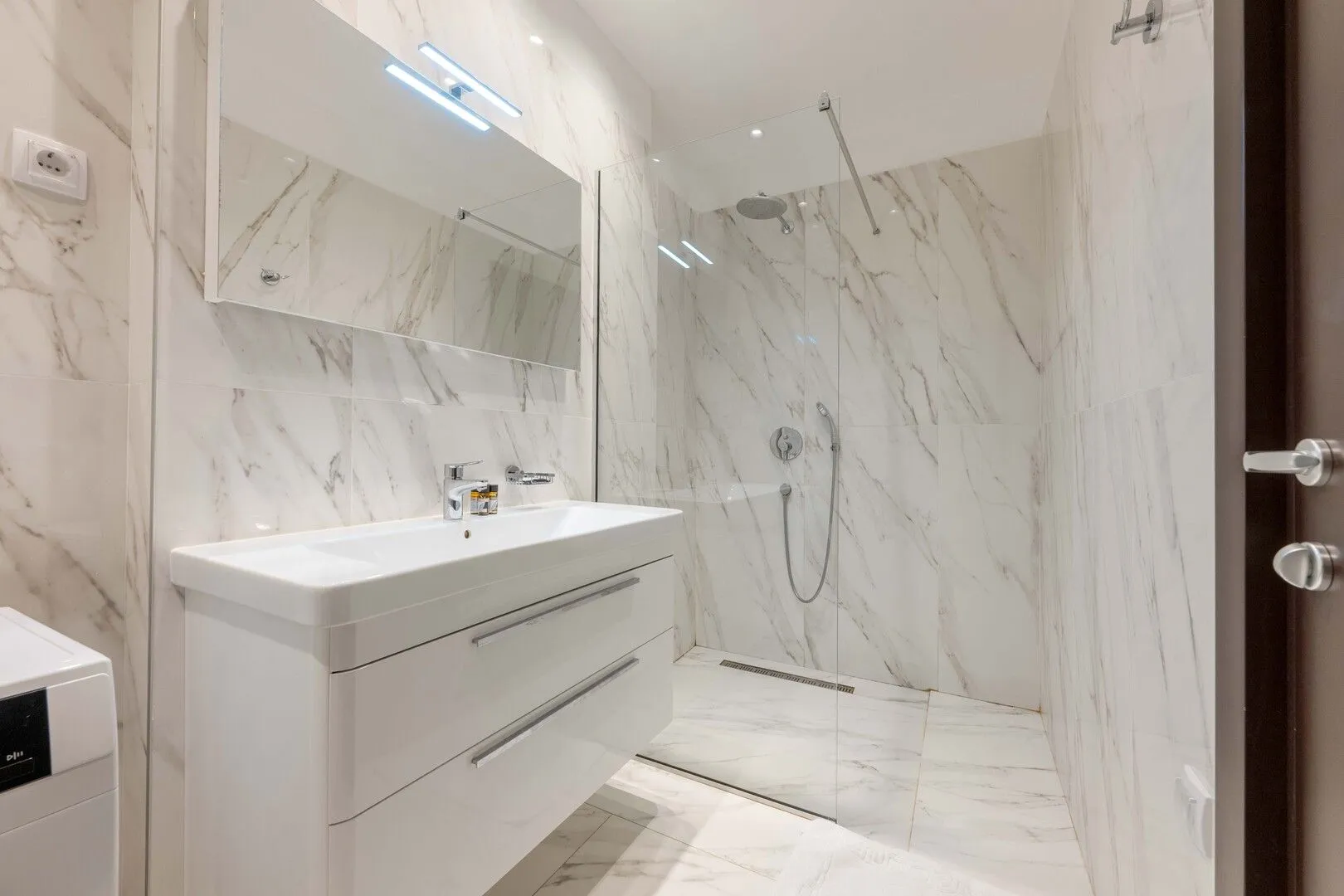 Sale, one bedroom apartment, 51m², Bečići, Budva