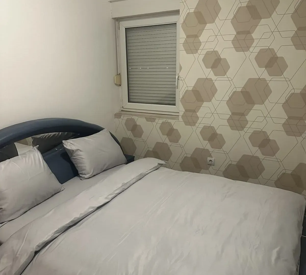 Izdavanje, jednosoban stan, 44m², Preko Morače, Podgorica