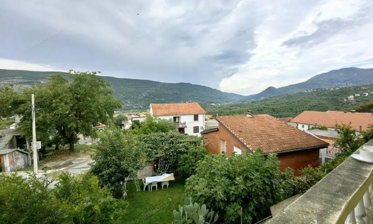 Prodaja, kuća, 180m², Trebešin, Herceg Novi