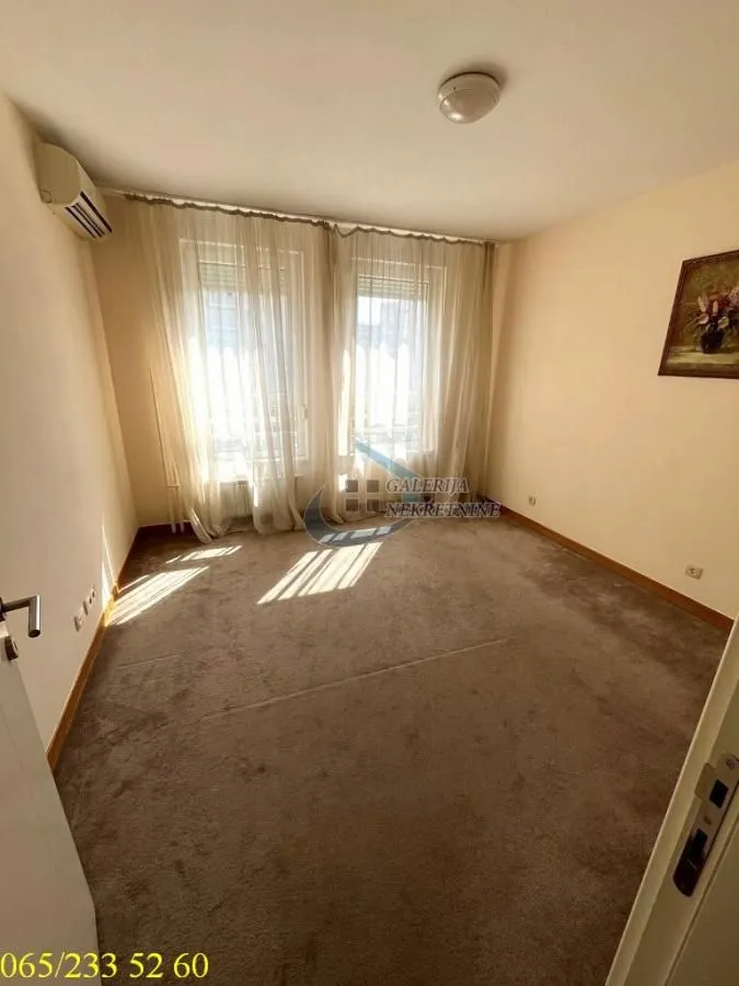 Sale, three bedroom apartment, 106m², Novi Beograd Blok 67, Novi Beograd Sve Podlokacije