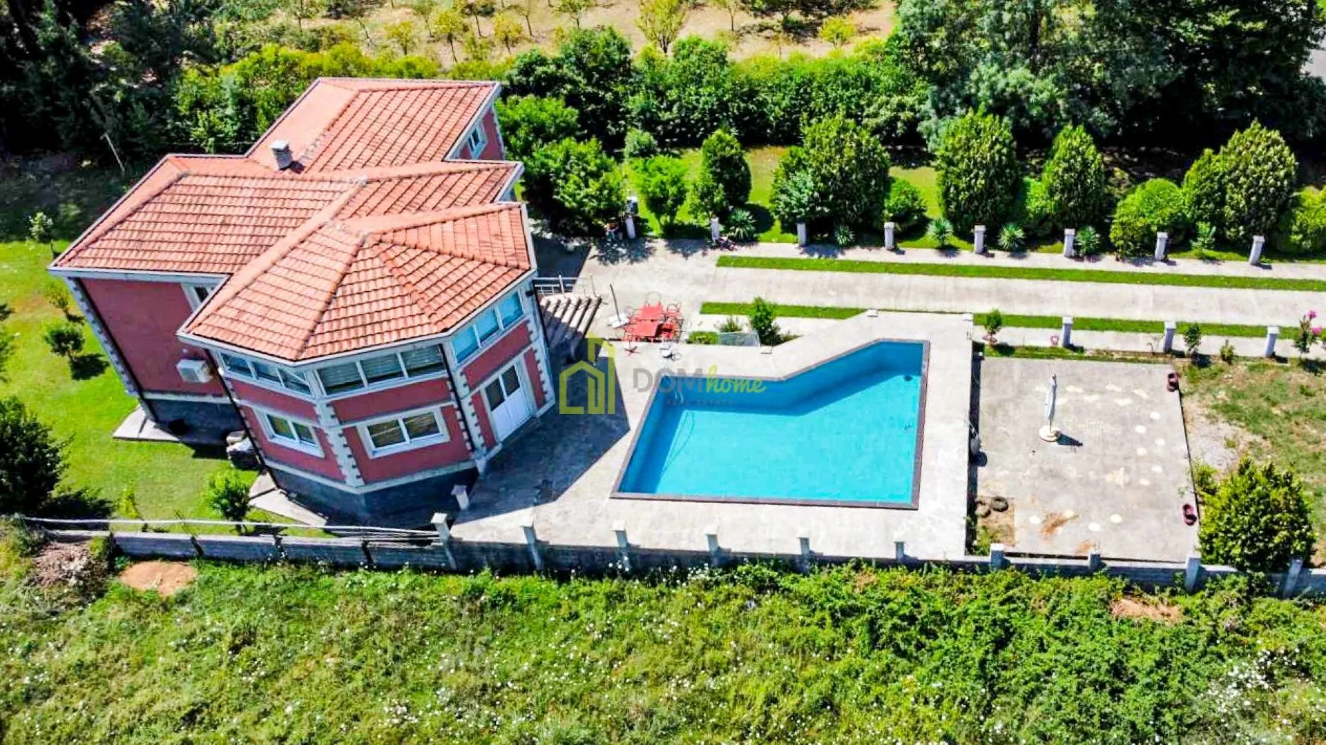 Prodaja, kuća, 340m², Danilovgrad, Crna Gora
