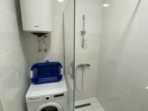 Izdavanje, jednosoban stan, 45m², Stari Aerodrom, Podgorica - image 9