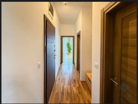 Prodaja, dvosoban stan, 52m², Tološi, Podgorica - image 4