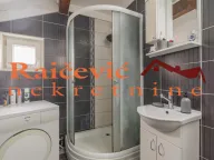 Prodaja, trosoban stan, 115m², Petlovo Brdo, Beograd - image 18