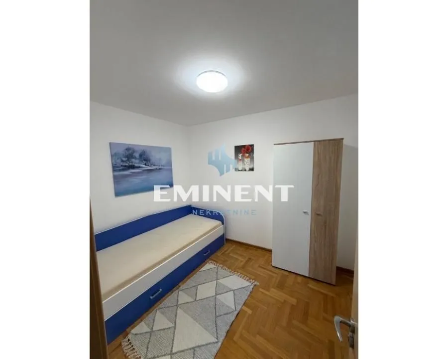 Rent, apartment, 40m², Đeram Pijaca, Beograd