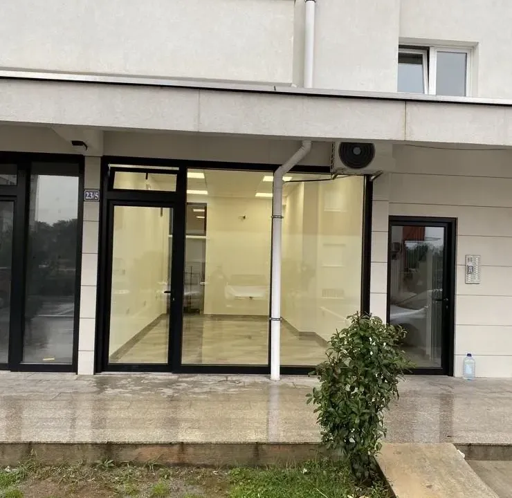 Izdavanje, poslovni prostor, 28m², Tuški Put, Podgorica
