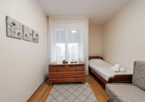 Rent, two bedroom apartment, 60m², Preko Morače, Podgorica - image 9