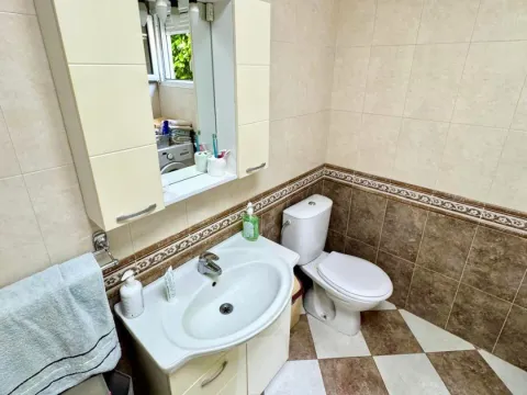 Prodaja, kuća, 150m², Centar, Cetinje - image 10