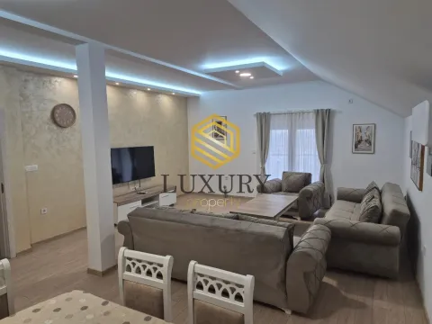Izdavanje, dvosoban stan, 100m², Malo Brdo, Podgorica - image 9