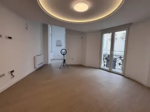 Izdavanje, poslovni prostor, 115m², Savski Venac, Beograd - image 2