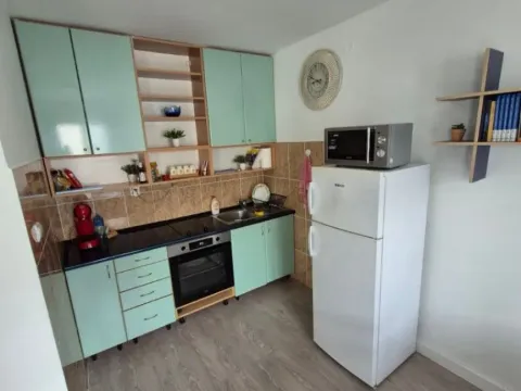 Prodaja, jednosoban stan, 64m², Velji Vinogradi, Budva - image 2