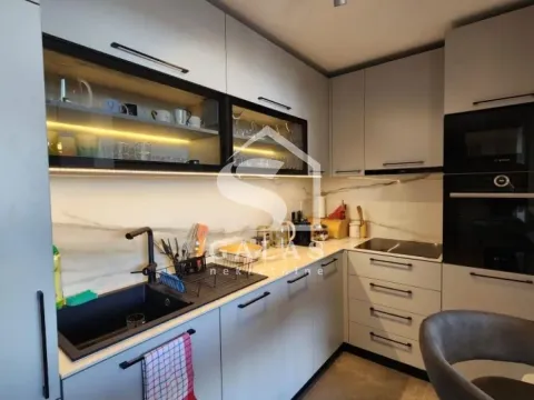 Prodaja, trosoban stan, 105m², Slavija, Vračar Sve Podlokacije - image 18