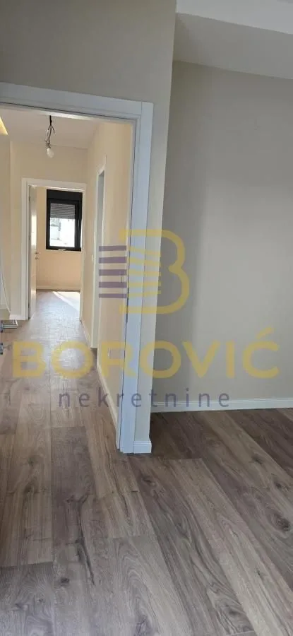 Prodaja, trosoban stan, 68m², Olimp, Zvezdara Sve Podlokacije
