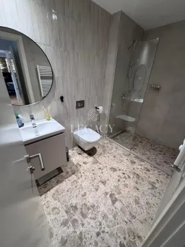Izdavanje, trosoban stan, 79m², Savski Venac, Beograd - image 19